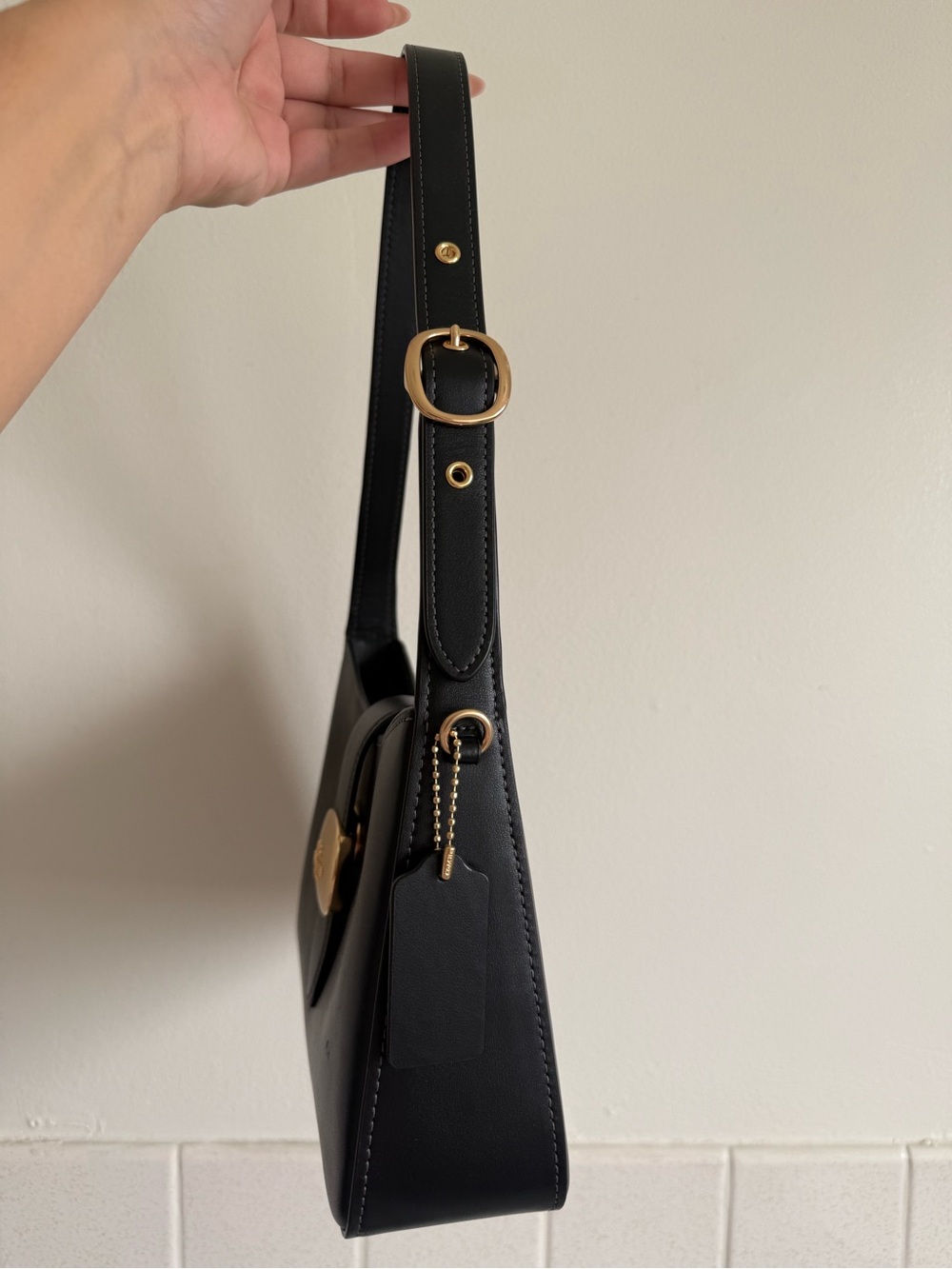 Coach Black Leather Shoulder Bag with Gold Hardware - Picture 4 of 5